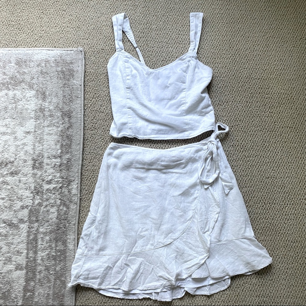 Abercrombie Matching White Linen Set